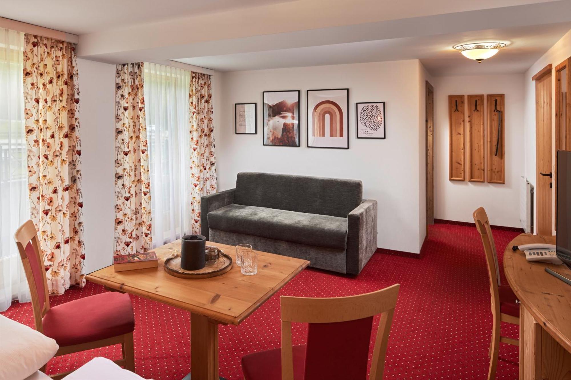 Hotel Gasthof Siggen นอยเคียร์เชน อัม โกรสเวเนดิเกอร์ ภายนอก รูปภาพ