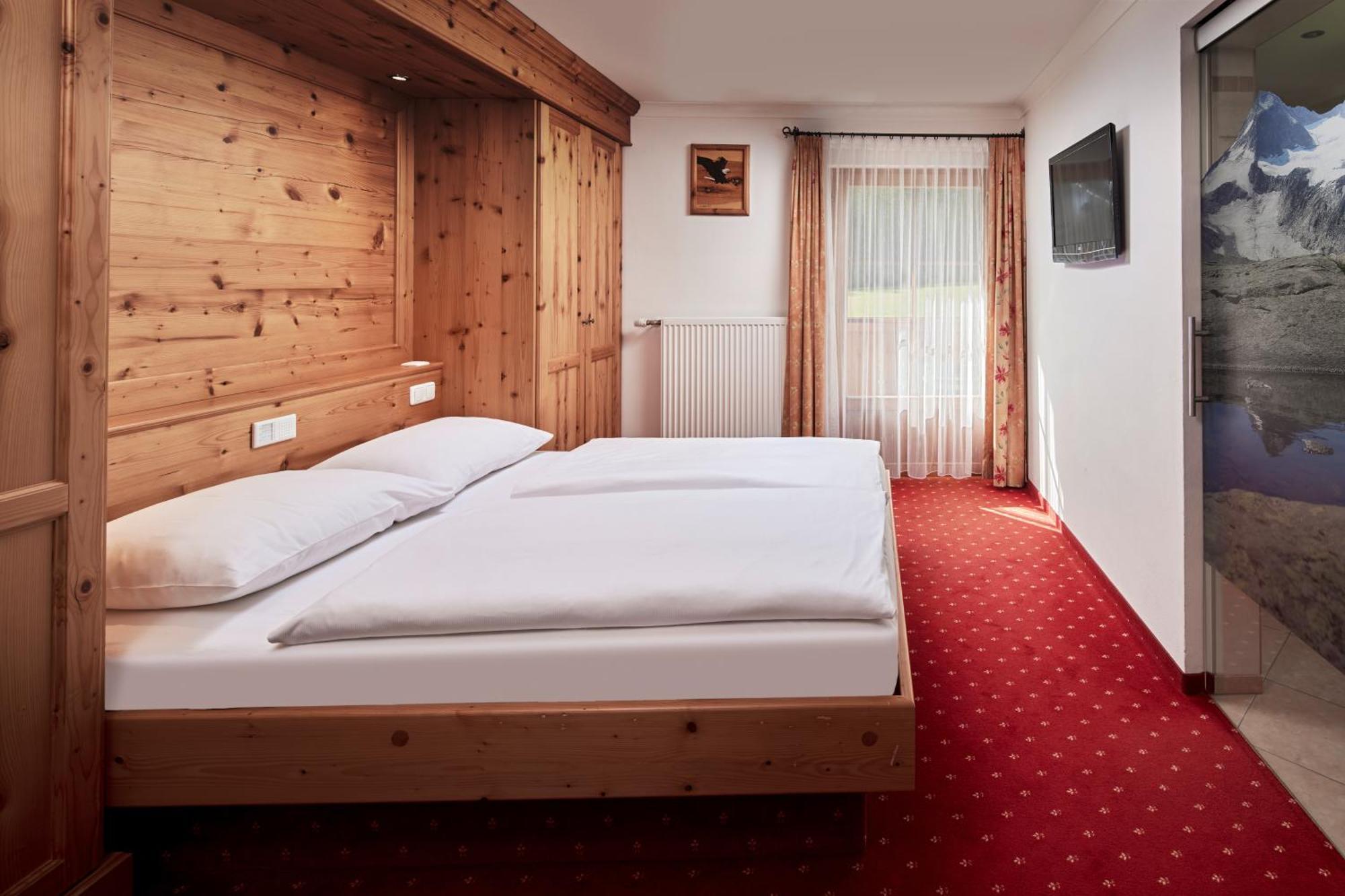 Hotel Gasthof Siggen นอยเคียร์เชน อัม โกรสเวเนดิเกอร์ ภายนอก รูปภาพ