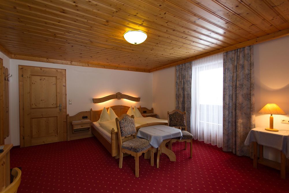 Hotel Gasthof Siggen นอยเคียร์เชน อัม โกรสเวเนดิเกอร์ ภายนอก รูปภาพ